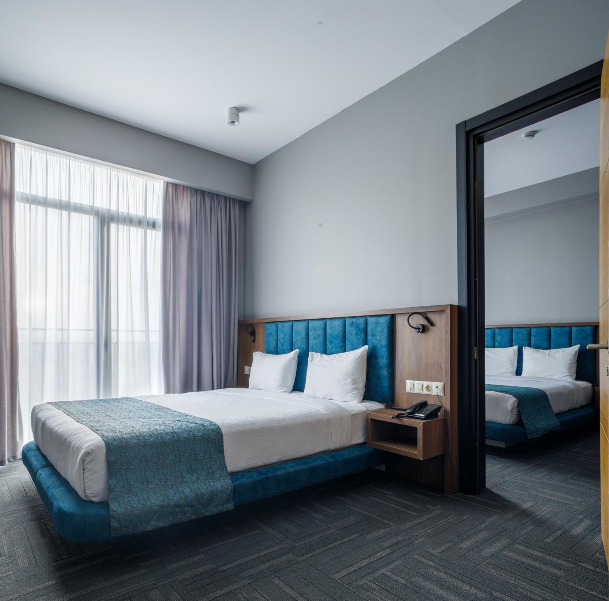 Address Inn Tbilisi Esterno foto