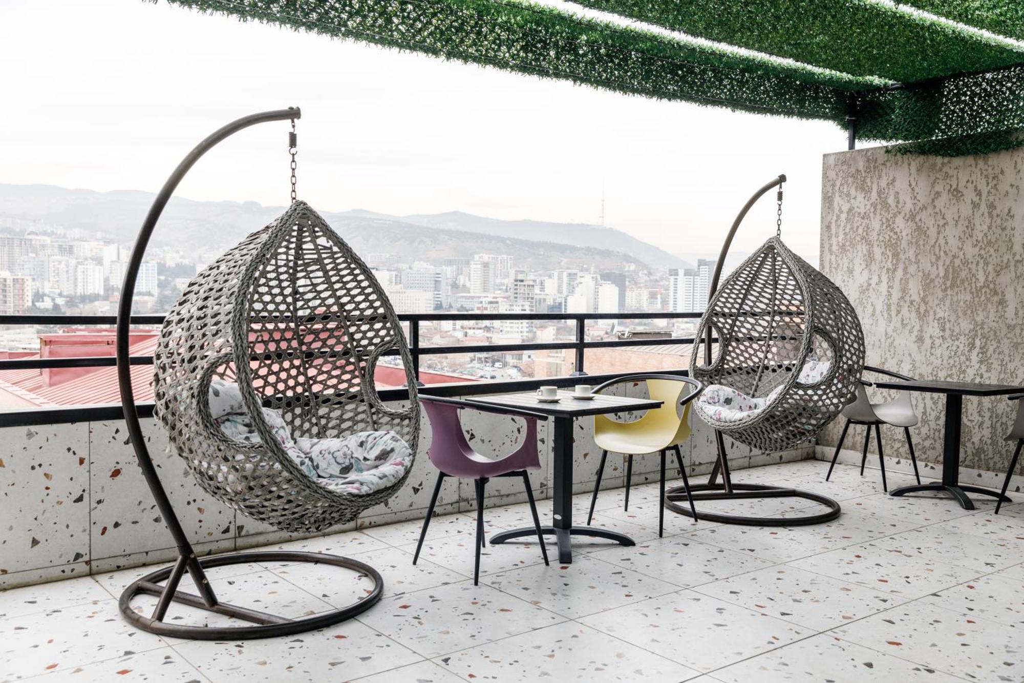 Address Inn Tbilisi Esterno foto