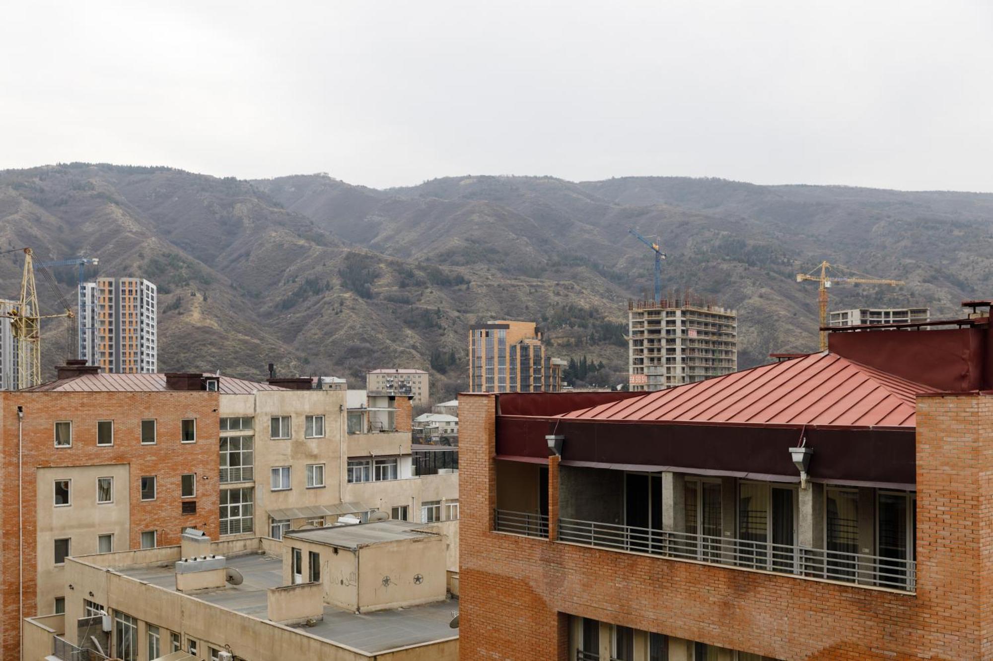 Address Inn Tbilisi Esterno foto