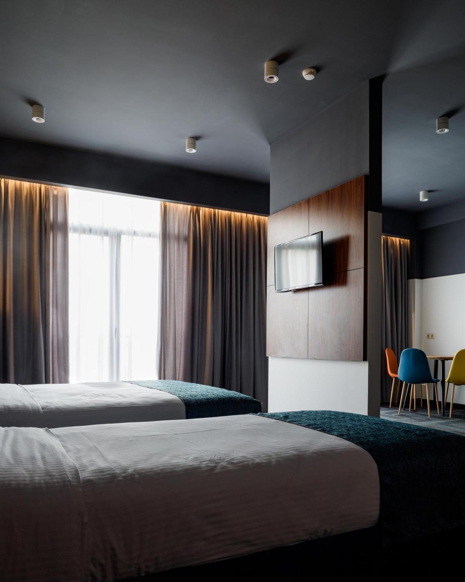 Address Inn Tbilisi Esterno foto