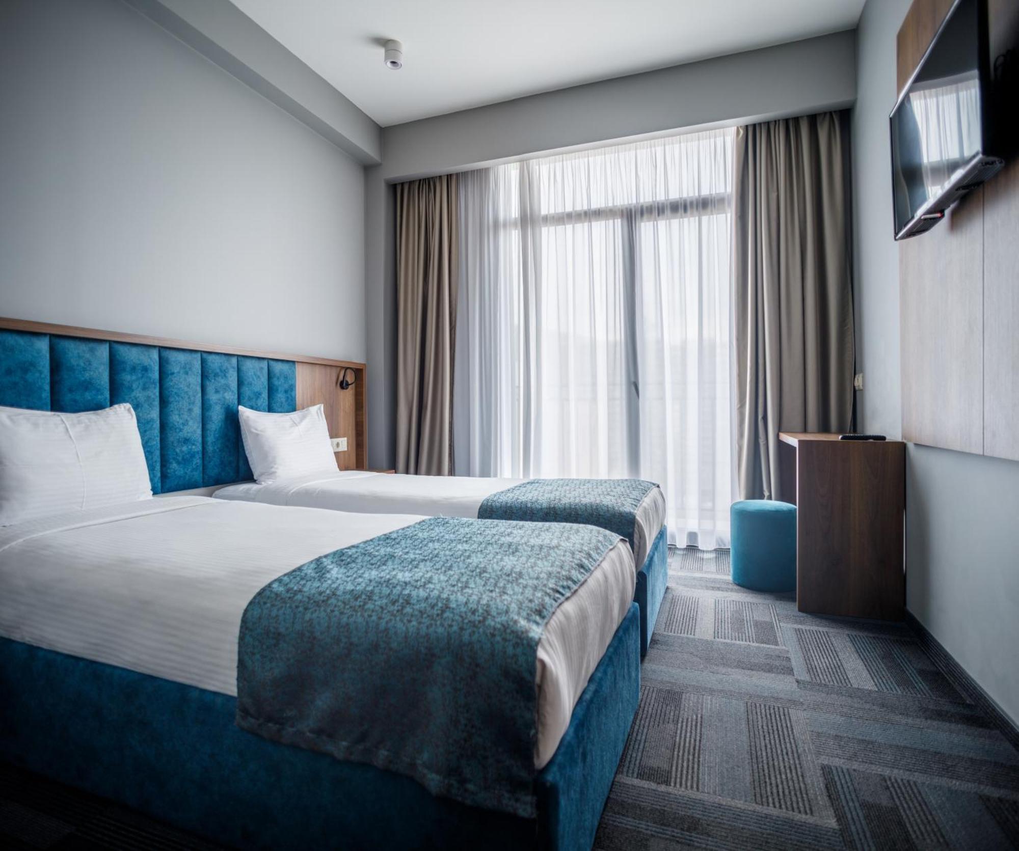 Address Inn Tbilisi Esterno foto